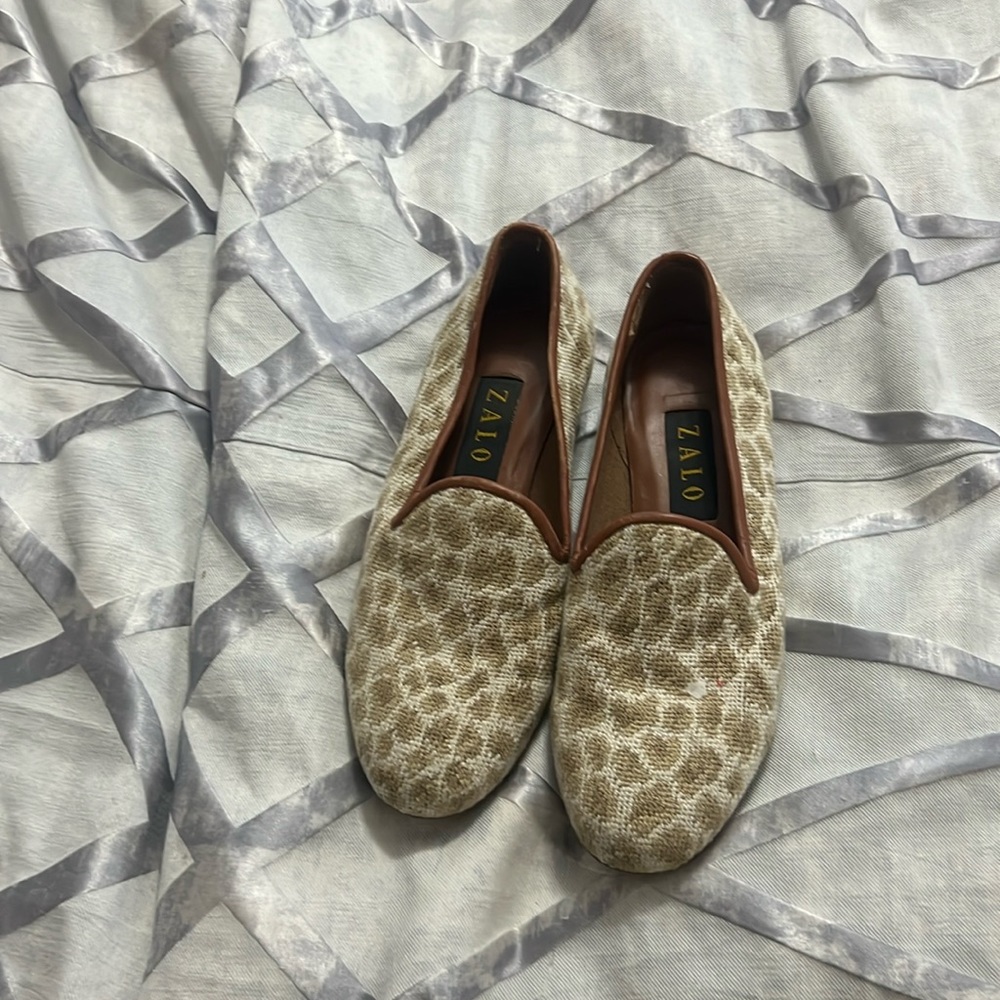 Sapo made in Spain letter Sole